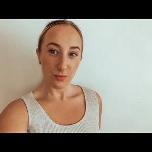 Meet your Posher, Avery